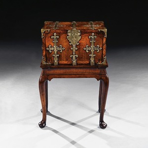 William and Mary, strong box, coffre fort, Georgian, on stand, kingwood