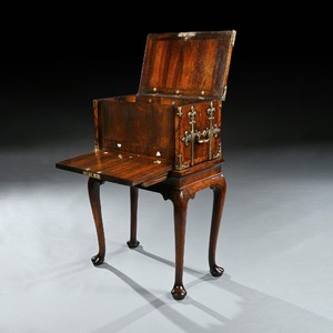 William and Mary, strong box, coffre fort, Georgian, on stand, kingwood