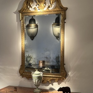 18th Century George II Period Carved Gesso and Giltwood Mirror Of Excellent Proportions 