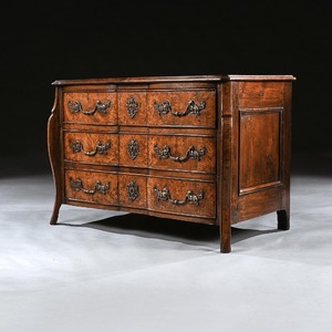 Rare Early 18th Century Louis XV Provincial Burr Elm Mazarin Commode 